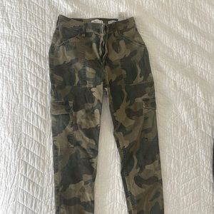 Camouflage Jeans